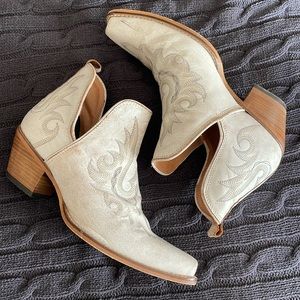Myra white booties 8